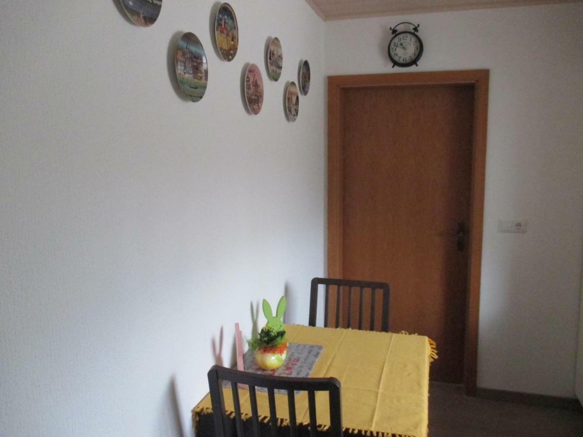 Apartments In Behringersmuehle Goessweinstein Luaran gambar